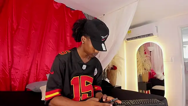 Snapshot of BRYXXXON1 chatting on 15, 2, 2025 BRYXXXON1 online show from 15, 2, 2025