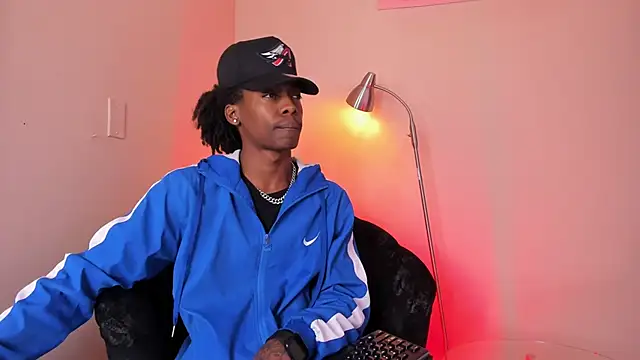 Snapshot of BRYXXXON1 chatting on 25, 2, 2025 BRYXXXON1 online show from 25, 2, 2025