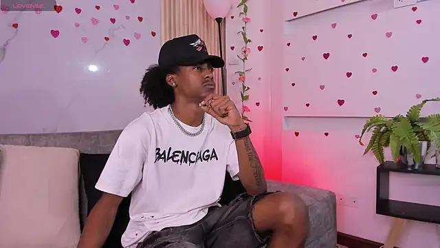 Snapshot of BRYXXXON1 chatting on 3, 3, 2025 BRYXXXON1 online show from 3, 3, 2025