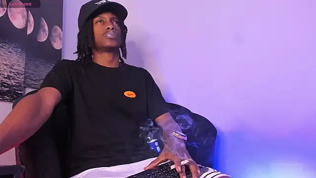 Snapshot of BRYXXXON1 chatting on 25, 9, 2025 BRYXXXON1 online show from 25, 9, 2025