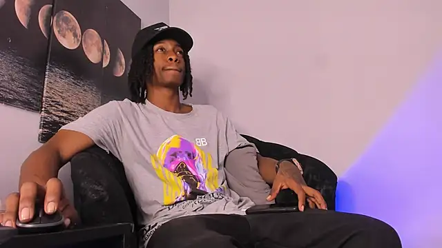 Snapshot of BRYXXXON1 chatting on 3, 10, 2025 BRYXXXON1 online show from 3, 10, 2025