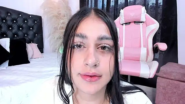 GabyRhodes online show from 1, 12, 2024