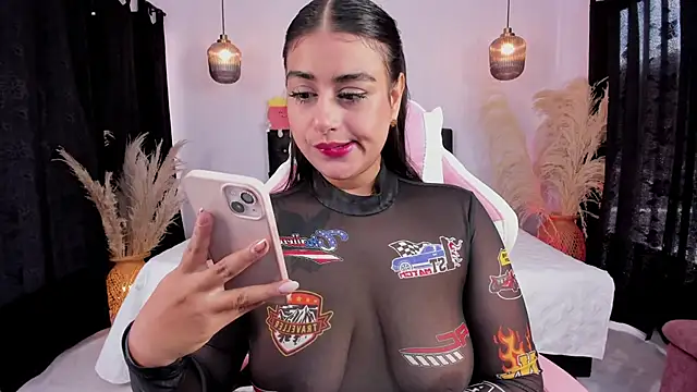 GabyRhodes online show from 21, 2, 2025