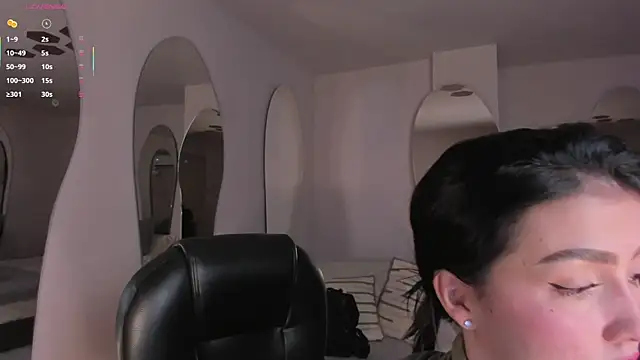 Snapshot of PaulinaSantos_ chatting on 13, 9, 2025 PaulinaSantos online show from 13, 9, 2025