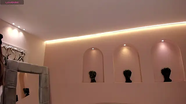 PaulinaSantos  online show from 1, 2, 2026