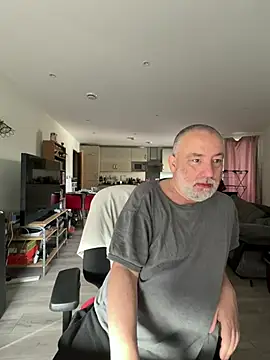 Snapshot of LondonTeffy chatting on 20, 3, 2026 LondonTeffy online show from 20, 3, 2026