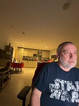 Snapshot of LondonTeffy chatting on 7, 4, 2026 LondonTeffy online show from 7, 4, 2026