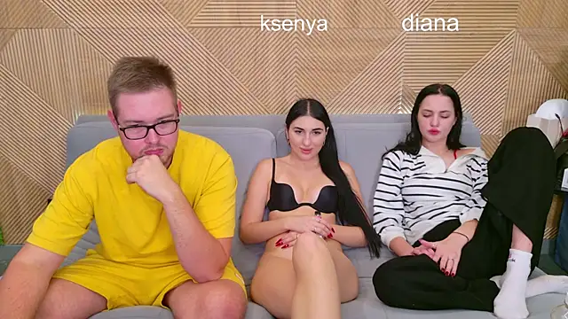 Ksenny online show from 4, 11, 2025