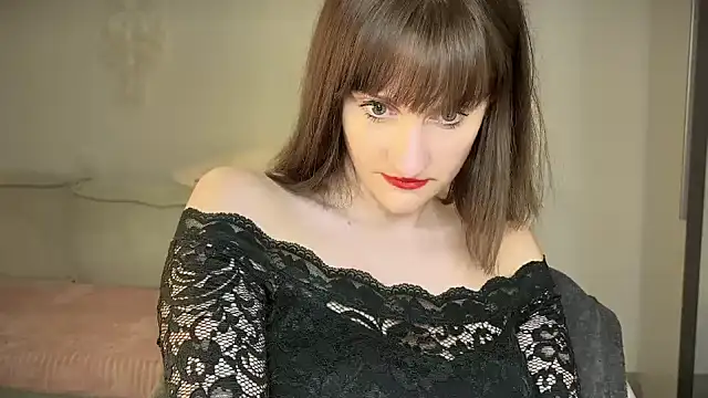 victoirenextdoor online show from 2, 1, 2025