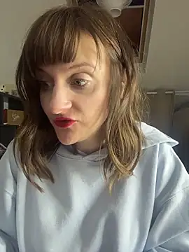 victoirenextdoor online show from 23, 3, 2026