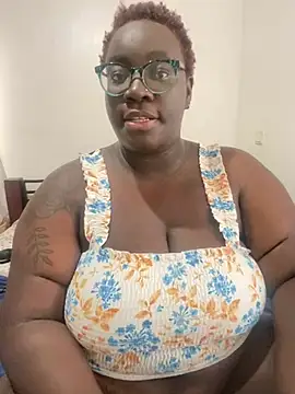 Snapshot of Toomuch_Squirt chatting on 17, 3, 2026 Toomuch Squirt online show from 17, 3, 2026