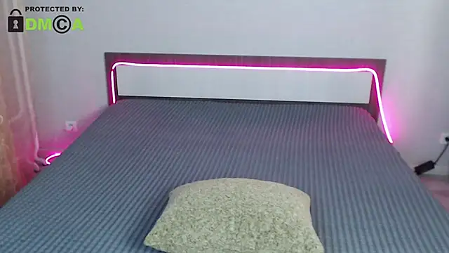 RonnieMilles online show from 18, 9, 2025