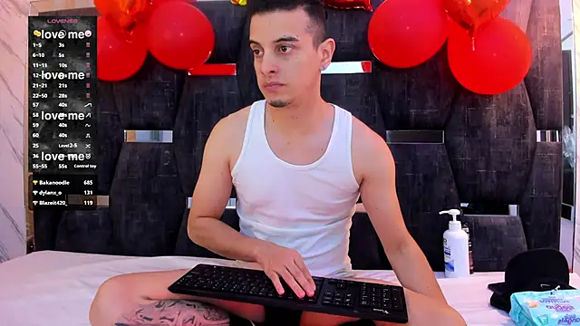 Snapshot of Maximo__ chatting on 9, 2, 2025 Maximo online show from 9, 2, 2025