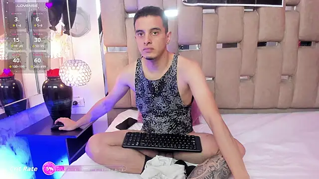 Snapshot of Maximo__ chatting on 22, 10, 2025 Maximo online show from 22, 10, 2025