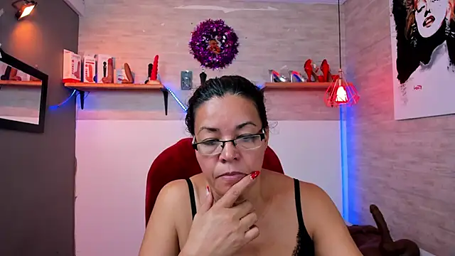 MaturePure online show from 14, 12, 2025