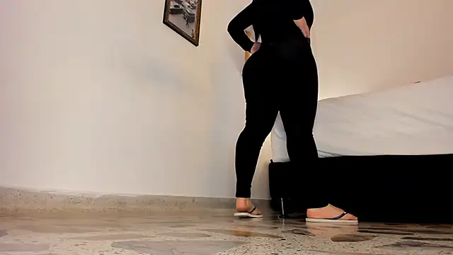 leslie k online show from 11, 3, 2025