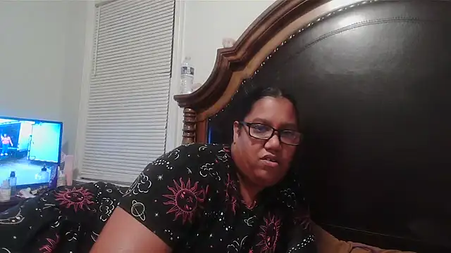 ebonyred online show from 24, 10, 2025