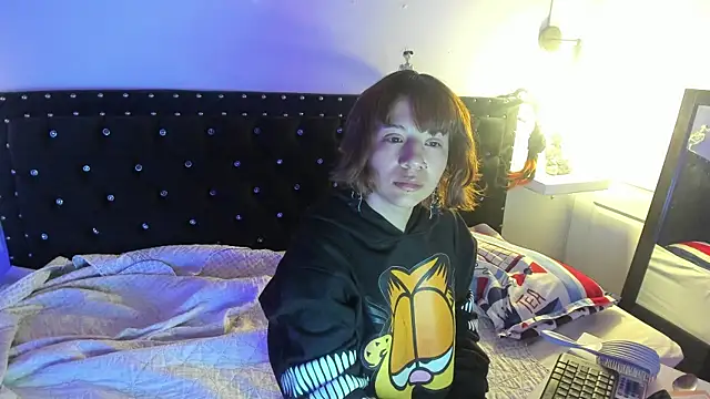 Snapshot of hey_noraly chatting on 2, 11, 2025 hey noraly online show from 2, 11, 2025