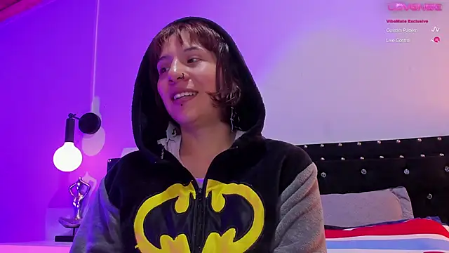 Snapshot of hey_noraly chatting on 14, 11, 2025 hey noraly online show from 14, 11, 2025