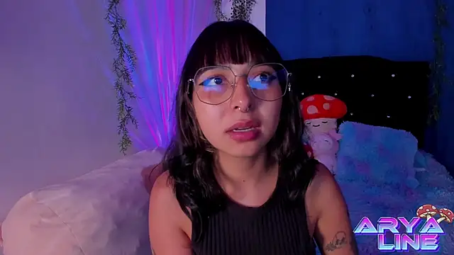 arysUwU online show from 10, 1, 2025