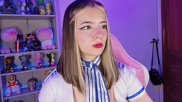 Snapshot of EmilyMiller_ chatting on 29, 9, 2025 EmilyMiller  online show from 29, 9, 2025