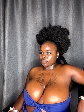 Honeycoco0211 online show from 15, 12, 2025