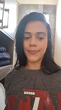 Snapshot of Deisy_Torres chatting on 17, 4, 2026 Deisy Torres online show from 17, 4, 2026