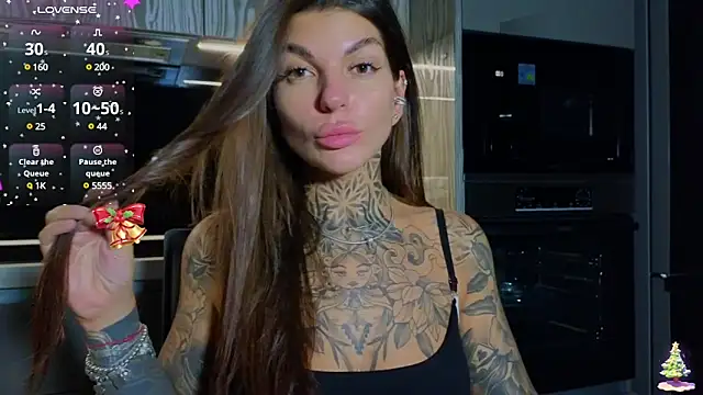 Snapshot of tattooedBabyy chatting on 10, 1, 2025 tattooedBabyy online show from 10, 1, 2025