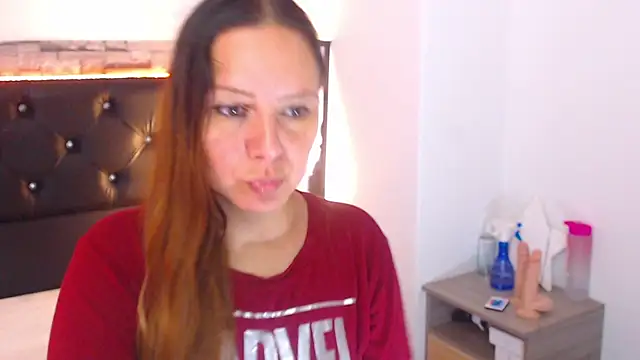 camila delarosa online show from 17, 3, 2025