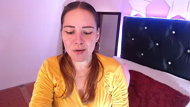 camila delarosa online show from 31, 10, 2025