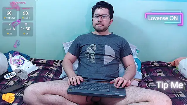 Snapshot of teddy_foster chatting on 28, 4, 2026 teddy foster online show from 28, 4, 2026