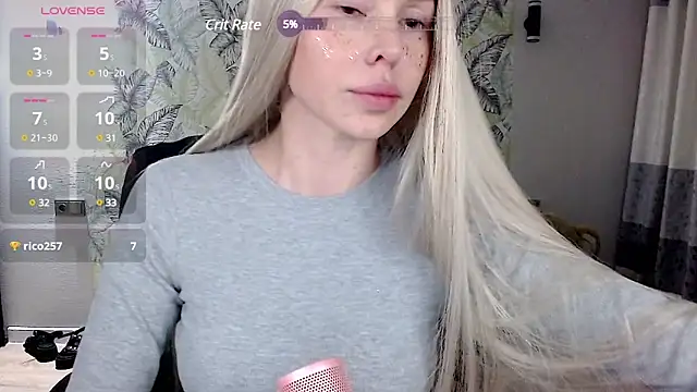 Snapshot of Marmalade_Fox chatting on 6, 3, 2025 Marmalade Fox online show from 6, 3, 2025