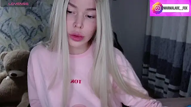 Snapshot of Marmalade_Fox chatting on 1, 11, 2025 Marmalade Fox online show from 1, 11, 2025