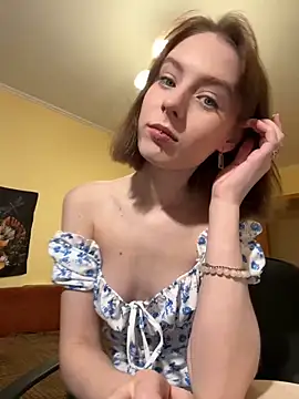 Crayzy Luv online show from 14, 1, 2025