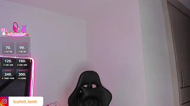 ScarlettAndClark online show from 5, 12, 2025