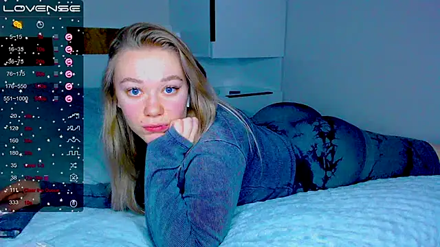 kitti kaattt online show from 14, 12, 2024