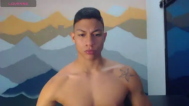 Snapshot of aalan_foxter chatting on 20, 2, 2025 aalan foxter online show from 20, 2, 2025