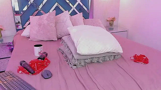 Miakhalifa 7 online show from 24, 2, 2025