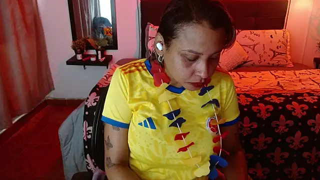 Snapshot of Dominik_girl chatting on 7, 7, 2026 Dominik girl online show from 7, 7, 2026
