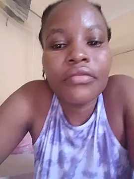 Snapshot of petite_babe chatting on 8, 6, 2026 petite babe online show from 8, 6, 2026