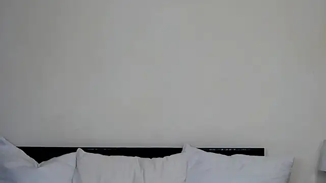 Snapshot of GiseleReine chatting on 16, 12, 2024 GiseleReine online show from 16, 12, 2024