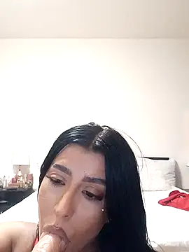 Snapshot of GiseleReine chatting on 11, 2, 2025 GiseleReine online show from 11, 2, 2025