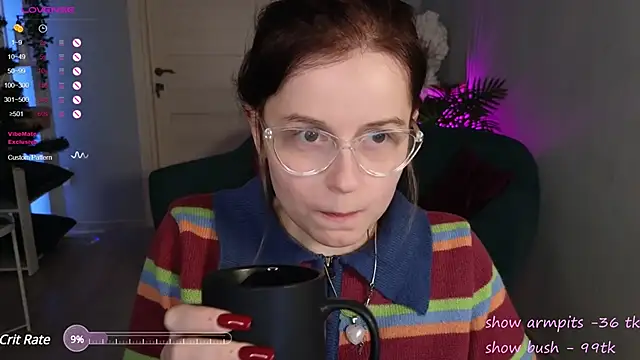 Snapshot of reb_luvng chatting on 13, 12, 2024 reb luvng online show from 13, 12, 2024