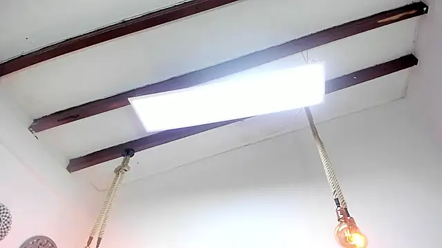 Oriana Guzman online show from 12, 2, 2025