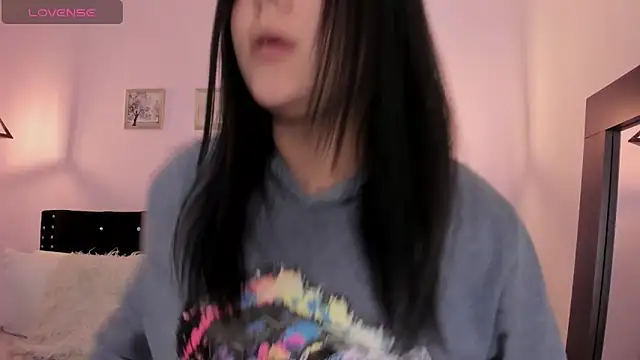 Oriana Guzman online show from 10, 10, 2025