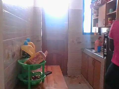 Snapshot of hotgal1112 chatting on 13, 10, 2025 hotgal1112 online show from 13, 10, 2025