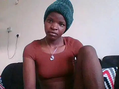 Snapshot of hotgal1112 chatting on 29, 10, 2025 hotgal1112 online show from 29, 10, 2025