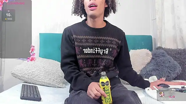 Snapshot of kleo_helenos chatting on 25, 2, 2025 kleo helenos online show from 25, 2, 2025