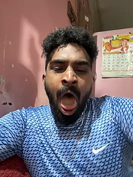 Snapshot of Handsomehunk_4U chatting on 13, 12, 2024 Handsomehunk 4U online show from 13, 12, 2024