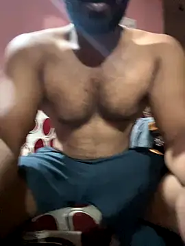 Snapshot of Handsomehunk_4U chatting on 30, 11, 2025 Handsomehunk 4U online show from 30, 11, 2025